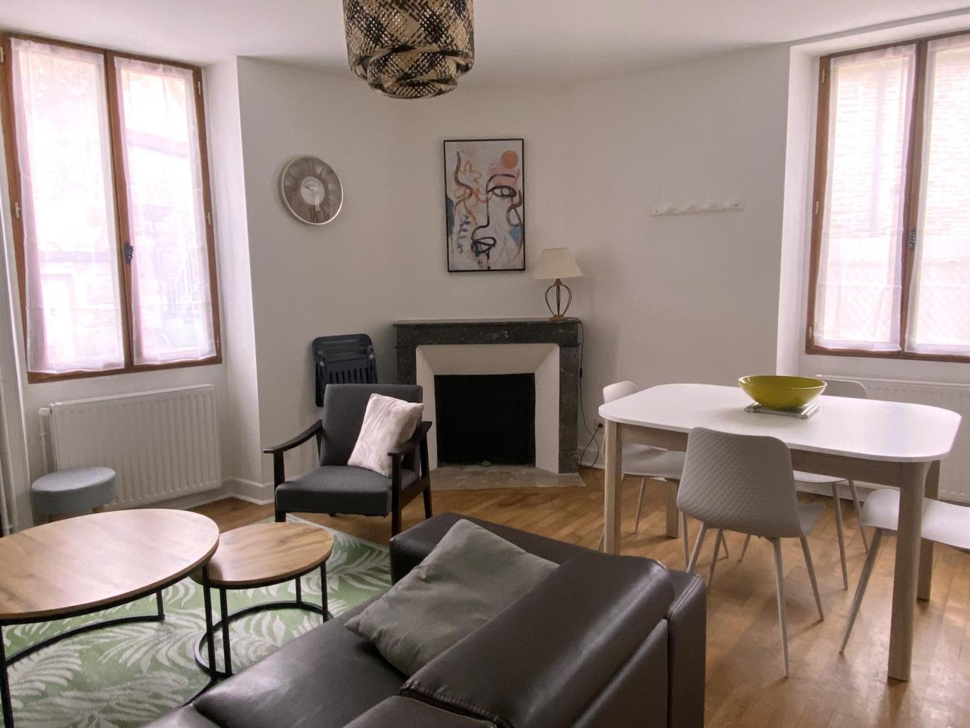 Maison Au Centre De Tanlay Villa Kültér fotó